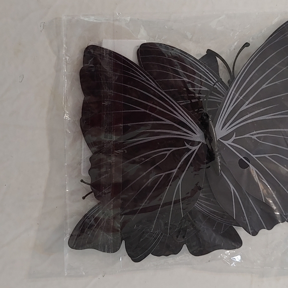 Black Magnet Butterflies - Picture 4 of 4